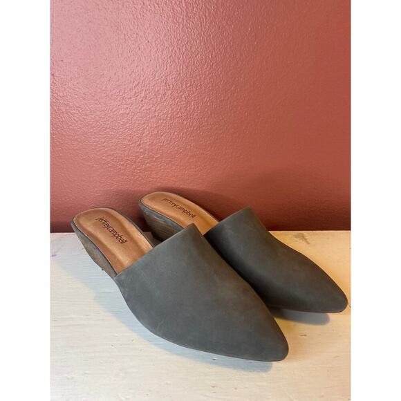 Gray Jeffrey Campbell Suede Noah Mules 8 - Picture 2 of 6